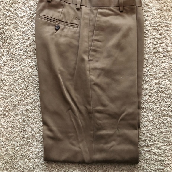 Dockers Signature Khaki Pants - Picture 3 of 6